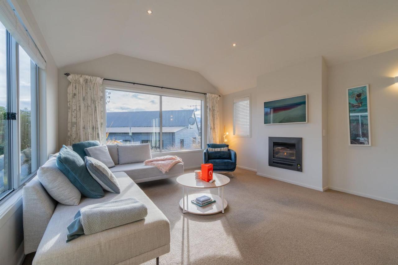 Southland Sounds - Te Anau Holiday Home Exterior foto