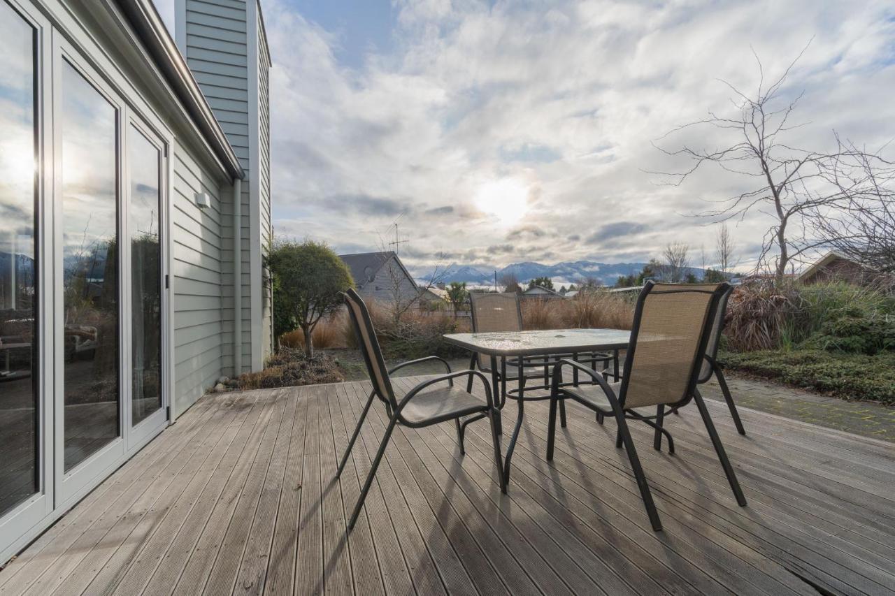 Southland Sounds - Te Anau Holiday Home Exterior foto