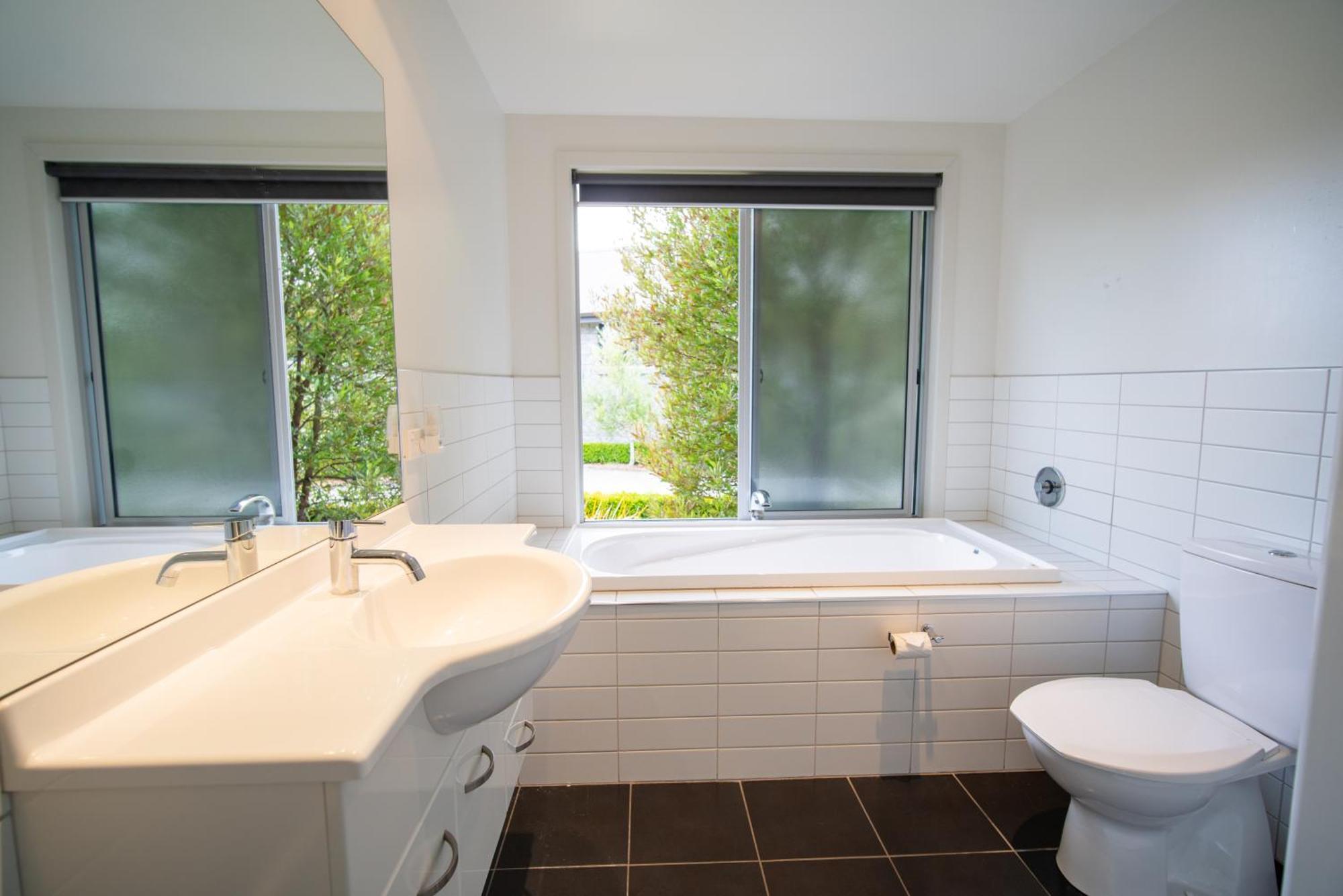 Southland Sounds - Te Anau Holiday Home Exterior foto